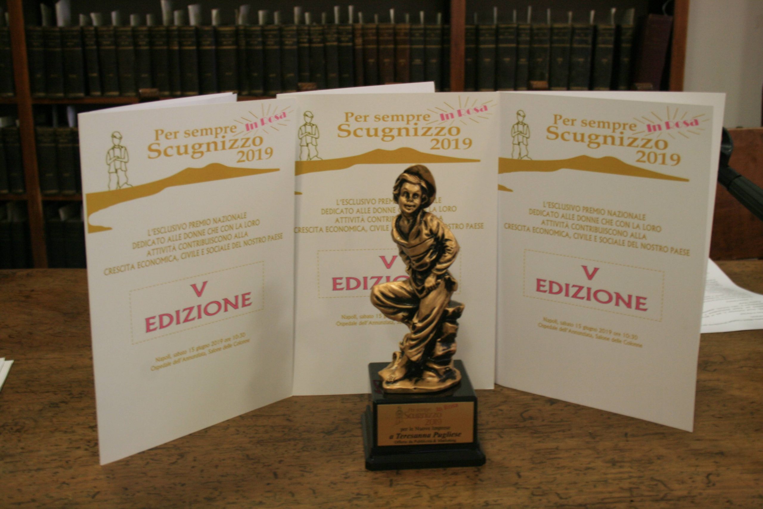 Foto Statuina del Premio Foto Statuina del Premio