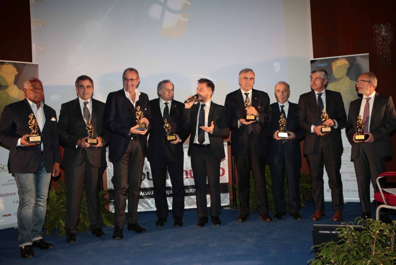 Foto di Gruppo dei premiati Scugnizzo 2015 Foto di Gruppo dei premiati Scugnizzo 2015
