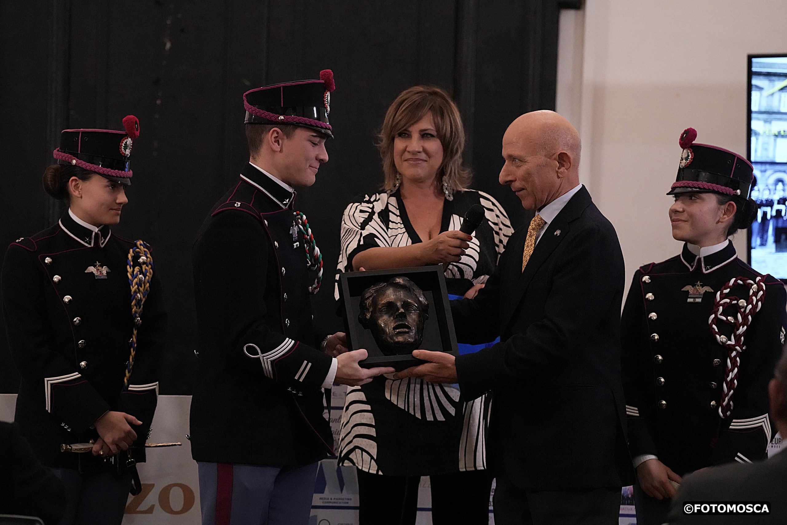 Cadetti della Scuola Militare Nunziatella, Laura Bercioux, Giuseppe Esposito Cadetti della Scuola Militare Nunziatella, Laura Bercioux, Giuseppe Esposito